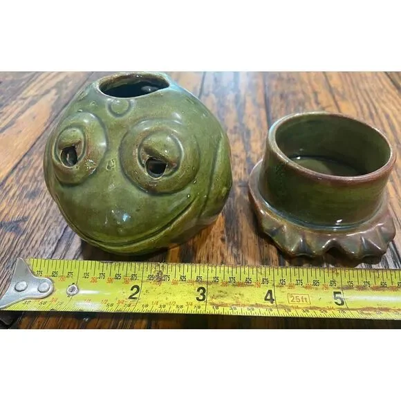 Vintage Ceramic Frog Candle Holder/ Incense Burner Cute Village Bath Products - Picture 5 of 10